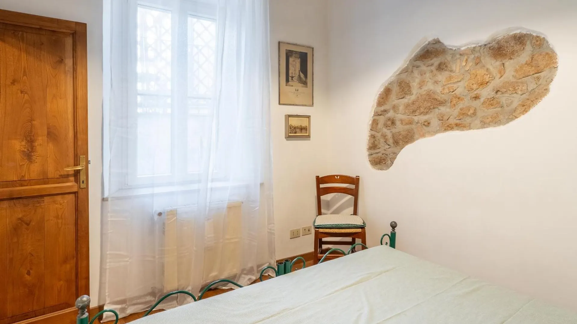 Διαμέρισμα Domus Leopardo, Typical Trastevere Flat In Center Ρώμη